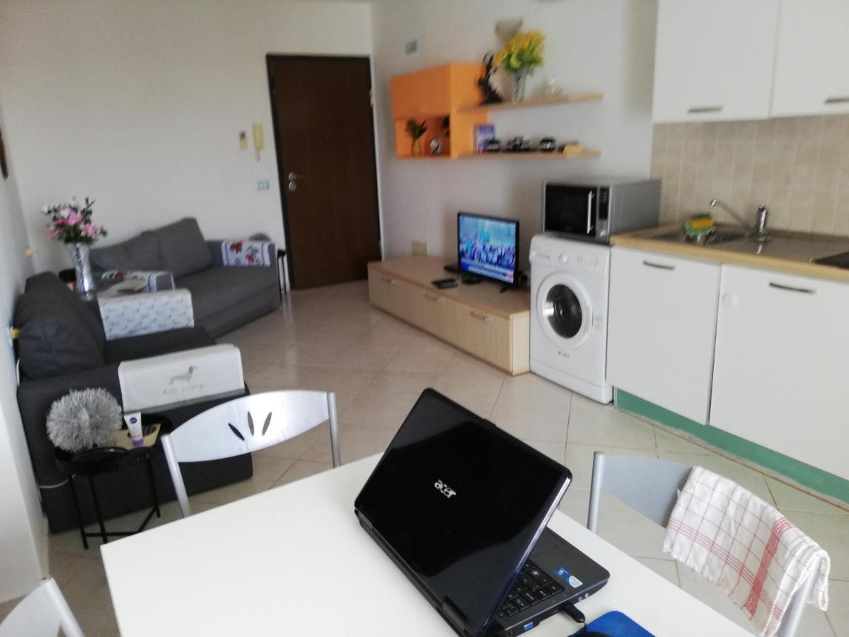 Adult Only Beachfront 2 Bedroom Apartment Santa Maria Airport Pick Up, Aircon, Unlimited Wifi Ideal For Remote Working And Long Stay Экстерьер фото