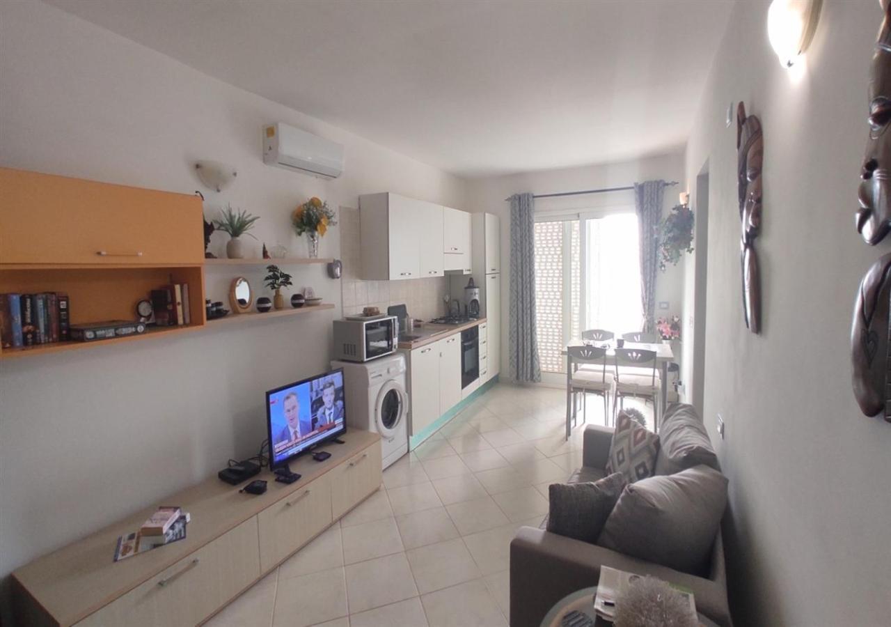 Adult Only Beachfront 2 Bedroom Apartment Santa Maria Airport Pick Up, Aircon, Unlimited Wifi Ideal For Remote Working And Long Stay Экстерьер фото