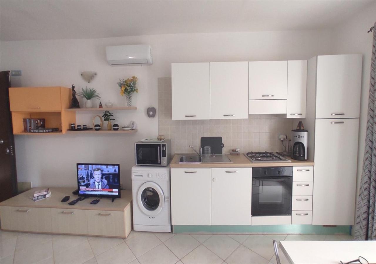 Adult Only Beachfront 2 Bedroom Apartment Santa Maria Airport Pick Up, Aircon, Unlimited Wifi Ideal For Remote Working And Long Stay Экстерьер фото